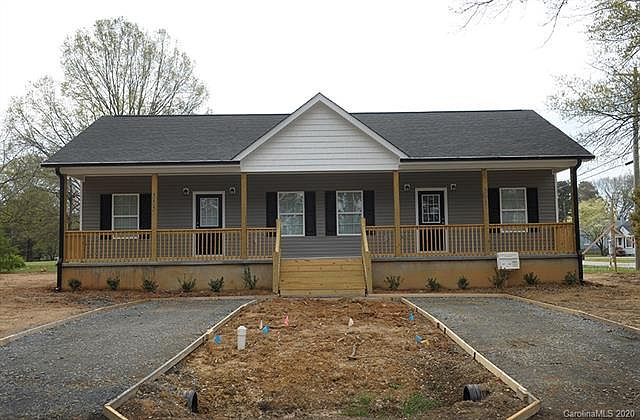 1st image of 555/565 Park Cir