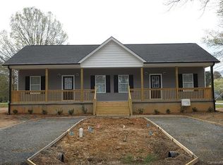 555/565 Park Cir, Salisbury, NC 28144