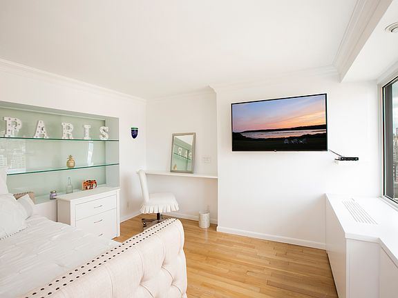 5th image of 300 E 59th St APT 1606