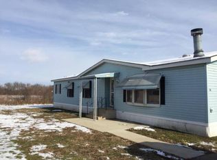 122 Foxglove Ln, Davis Junction, IL 61020