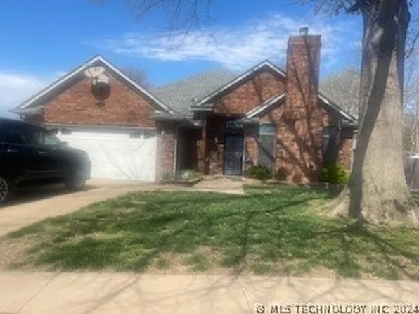 13411 E 40th Pl, Tulsa, OK 74134