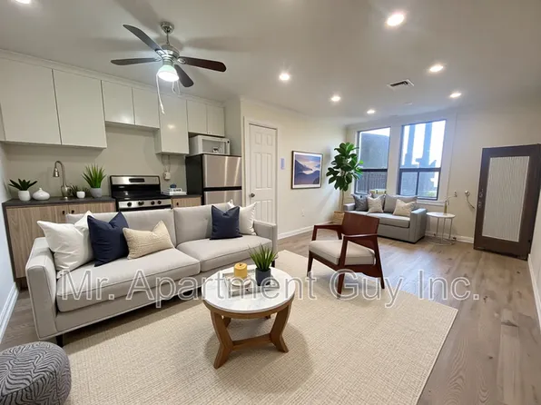 44 Victoria Ave S, Hamilton, ON