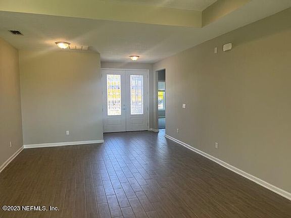 5th image of 143 BERMUDEZ Way