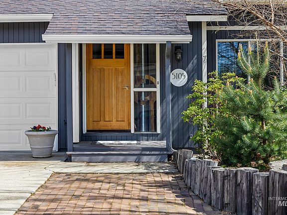 4th image of 5105 W Harbourview Dr
