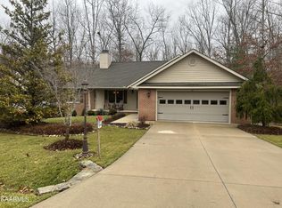 121 Hamlet Dr, Fairfield Glade, TN 38558
