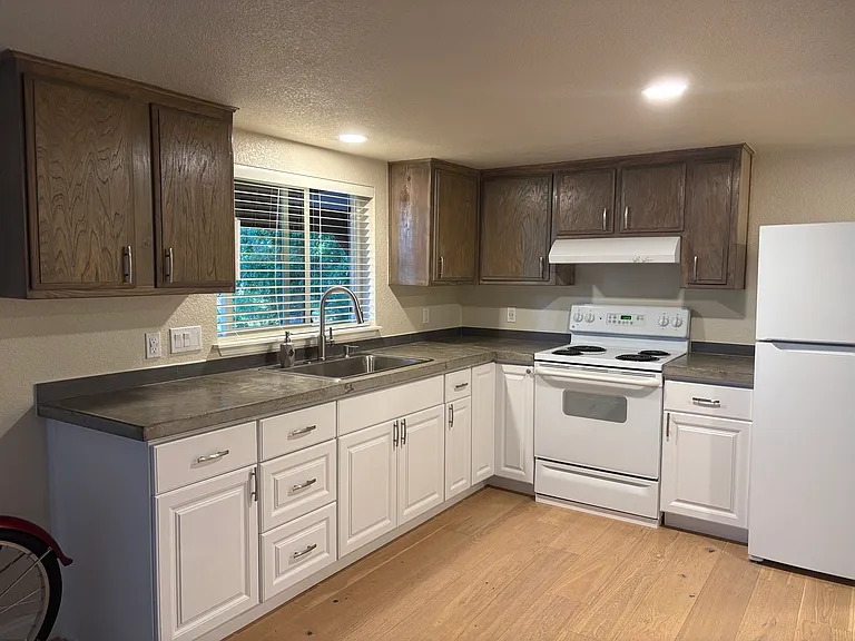 3162 Oakwood Rd — Photo 11