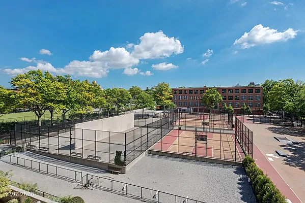 Sold by Corcoran | media 24