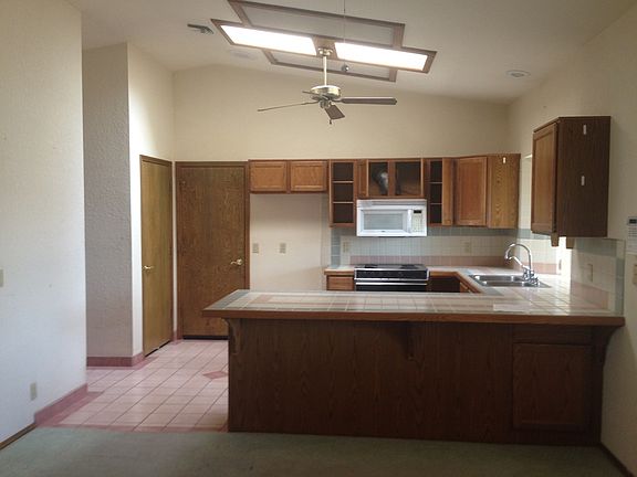 3rd image of 3865 Chesapeake Pl