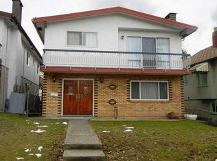 3553 Hull St, Vancouver, BC V5N4R8