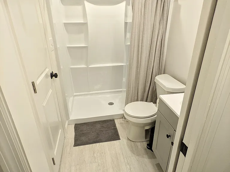 2153 Bougainvillea St #B — Photo 7