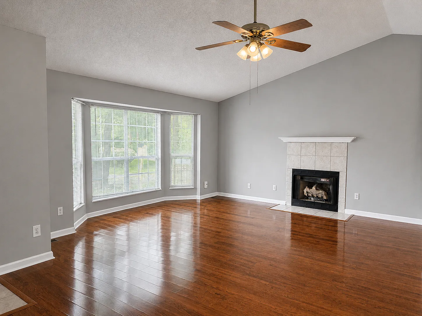 1209 Fielding Drive - 1 — Photo 4