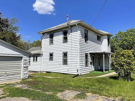 2nd image of 520 E Bronson St