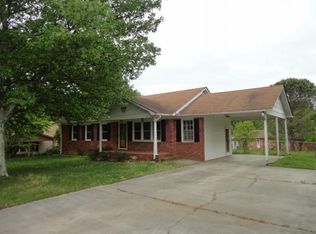 220 Cherokee Ln, Salisbury, NC 28147