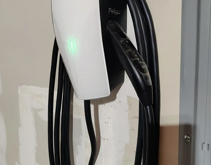 Tesla / EV wall charger