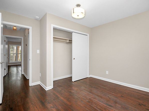 3136 Erskine Dr