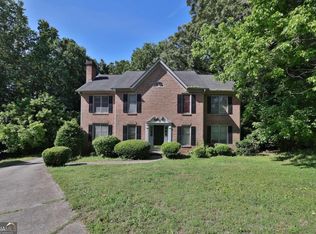 185 Hunters Cv, Roswell, GA 30076