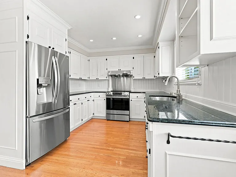 1220 Swordfish St — Photo 7