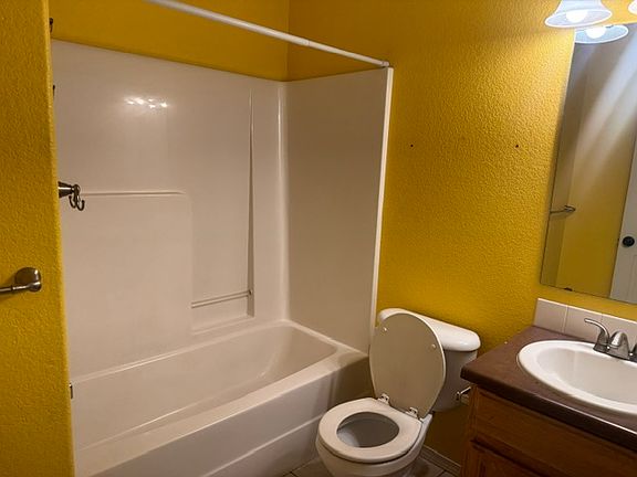 2nd image of 453 Stardust Ct