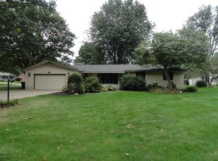 14530 Sylvan St, Holland, MI 49424