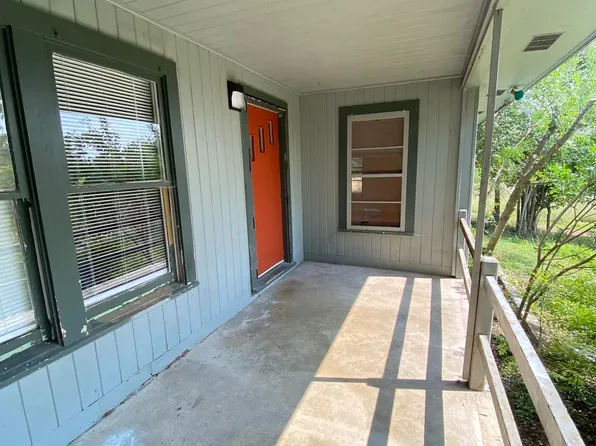 828 Burleson St, San Antonio, TX
