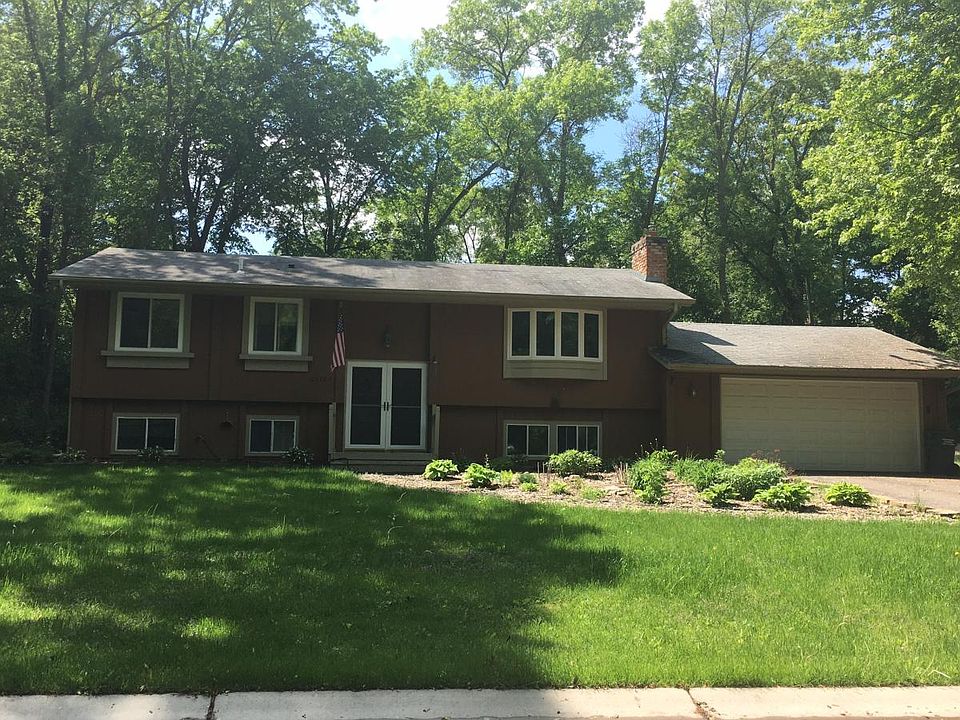 1st image of 25725 Valleywood Ln
