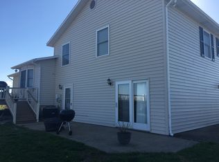 572 Neelie Webb Rd, Madisonville, KY 42431