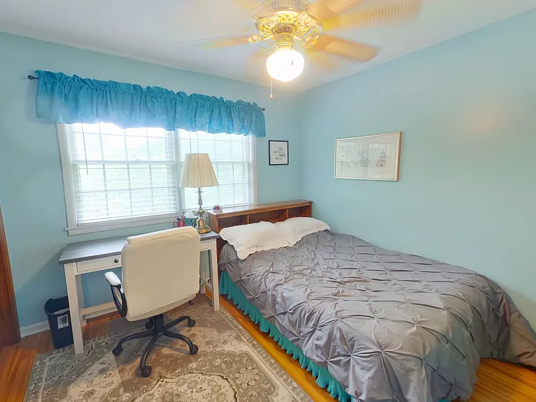 1802 N Edgemoor St — Photo 9