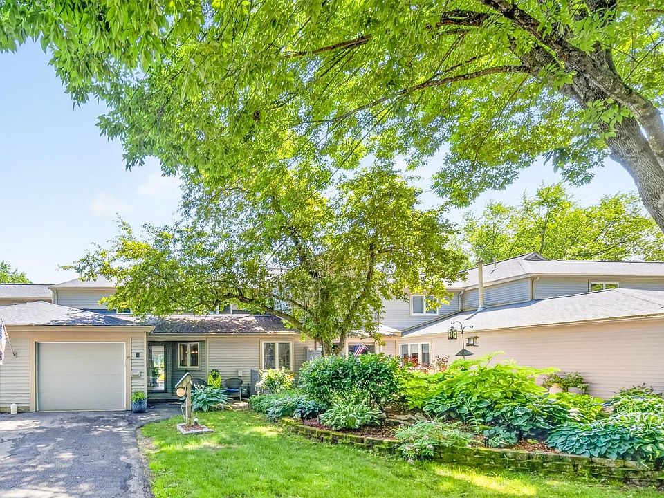 1st image of 70 Walden Pond Drive