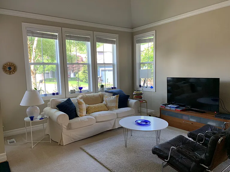 2214 238th Pl NE — Photo 4