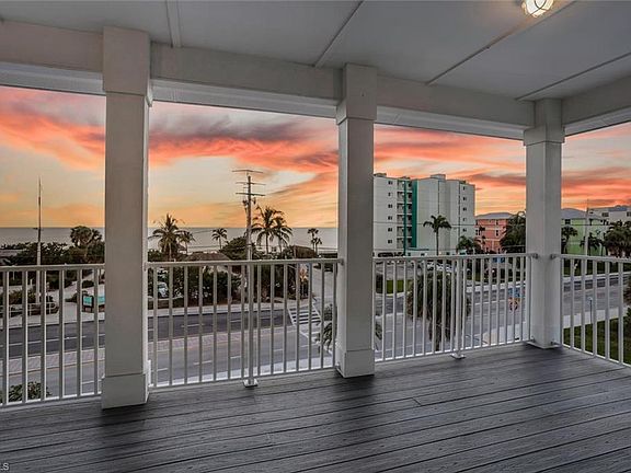 3rd image of 4601 Estero Blvd