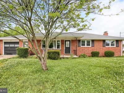 2490 Cedar Rd, York, PA, 17408