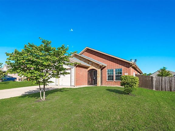 3rd image of 3443 Charolais Dr
