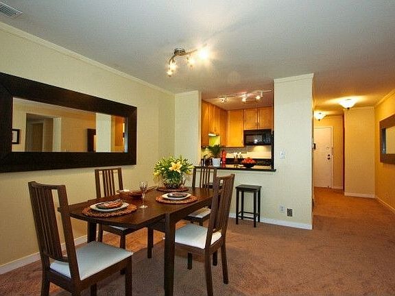 5th image of 374 Guerrero St APT 1