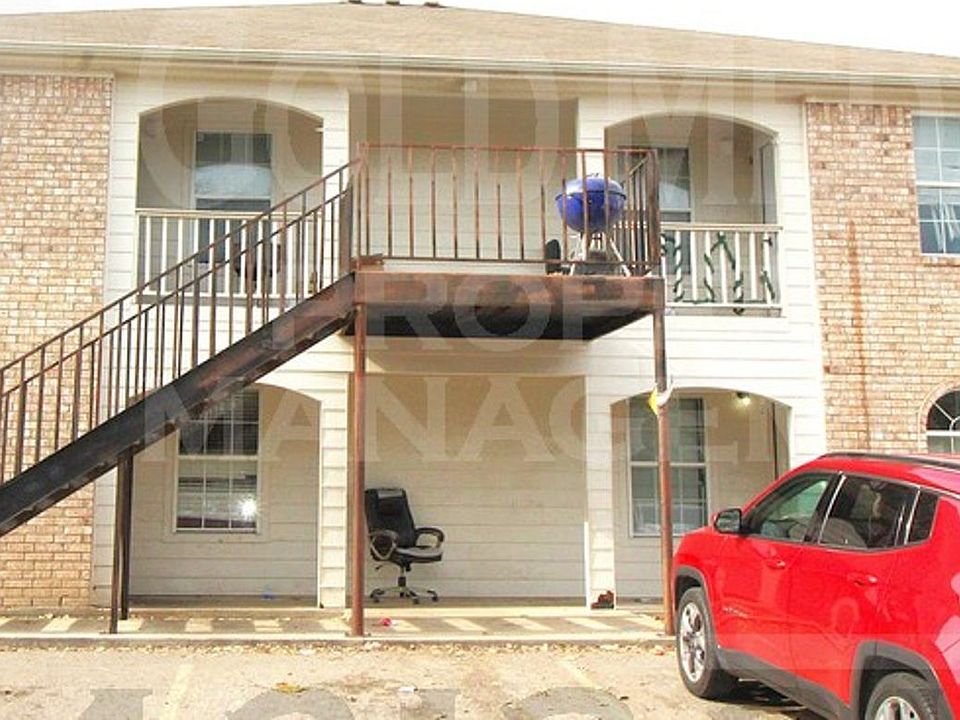 1st image of 4707 Westcliff Rd #B