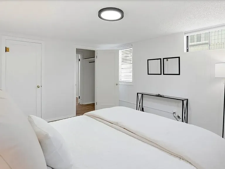 3835 Pierce St — Photo 33