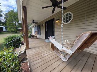 1200 Dawson Rd, White Bluff, TN 37187