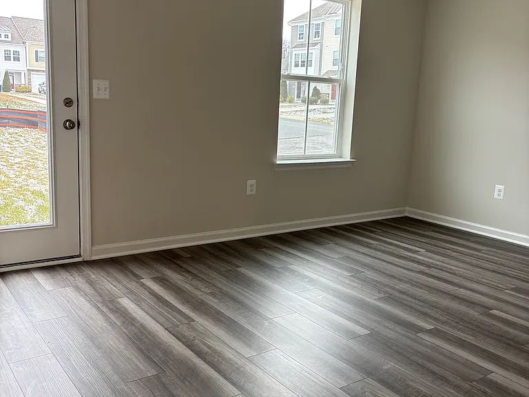 129 Brashear Ct — Photo 17