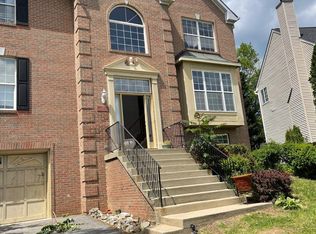 1904 Hampshire Dr, Hyattsville, MD 20783