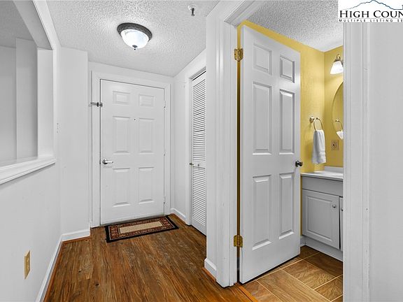 3rd image of 303 Sugar Top Drive #2423