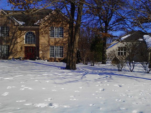 4th image of 429 Saint Andrews Ln