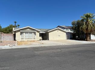 6820 Bonillo Dr, Las Vegas, NV 89103