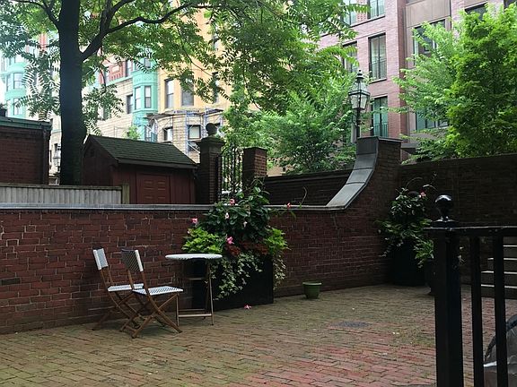 403 Commonwealth Ave. Boston - Back Bay Building Photo 5