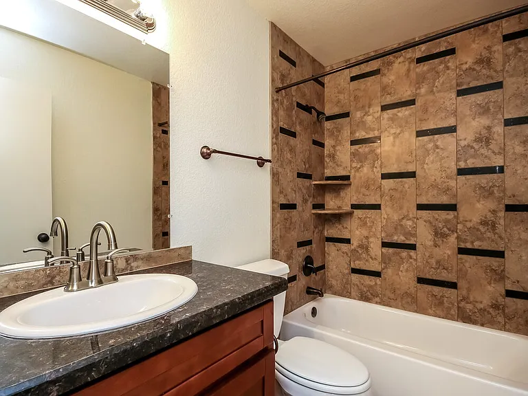 378 S Galaxy Dr — Photo 12
