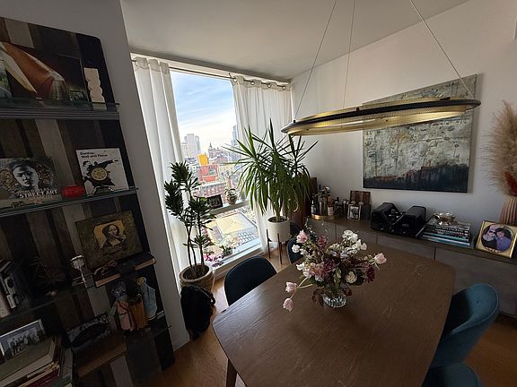 4th image of 200 Chambers St APT 18E