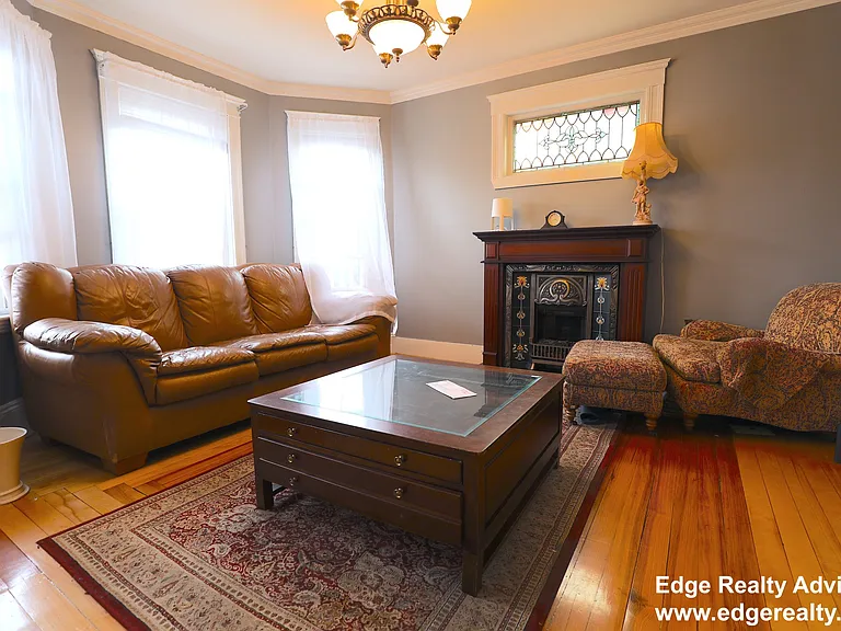 48 Burton St — Photo 12