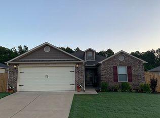 1106 Crossing Loop, Bryant, AR 72022
