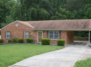 136 Hermitage Dr, Danville, VA 24541