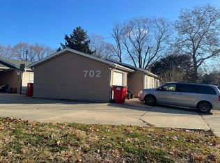 702 N Prospect Ave, Champaign, IL