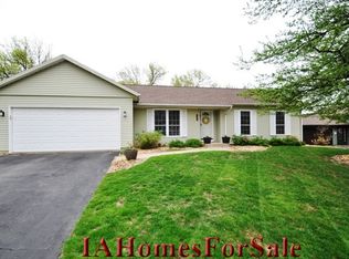 1509 Cottonwood Ln NE, Cedar Rapids, IA
