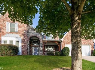 466 Lake Forest Dr, Newnan, GA 30265